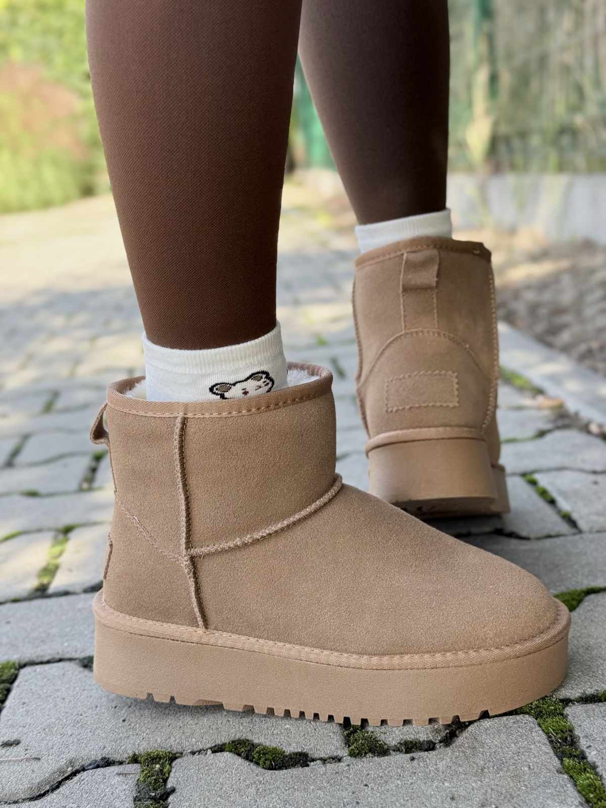 Śniegowce z naturalnej skóry – ciepło i styl na zimę