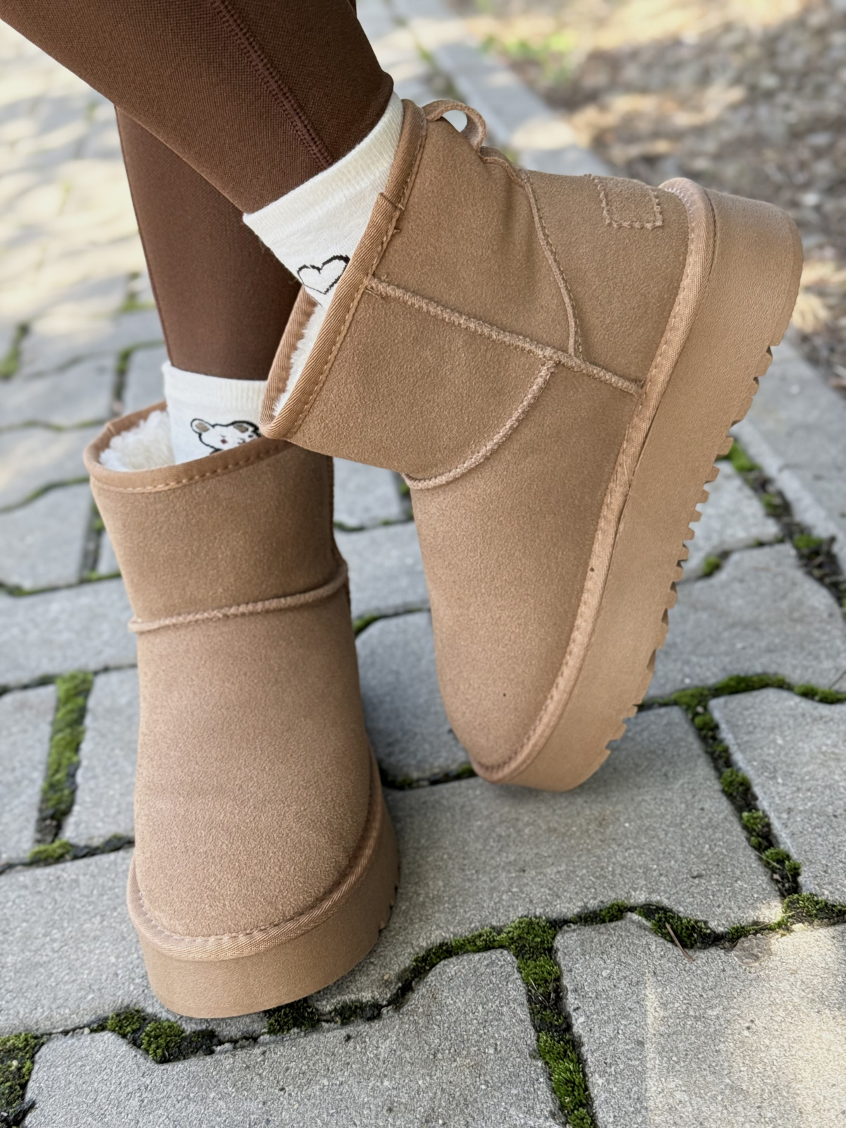 Śniegowce z naturalnej skóry – ciepło i styl na zimę