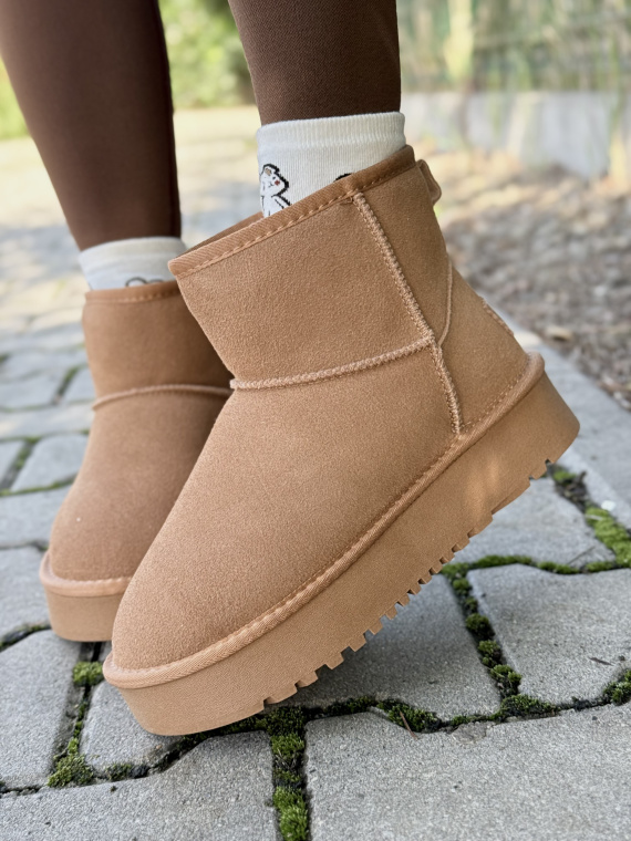 Śniegowce z naturalnej skóry – ciepło i styl na zimę