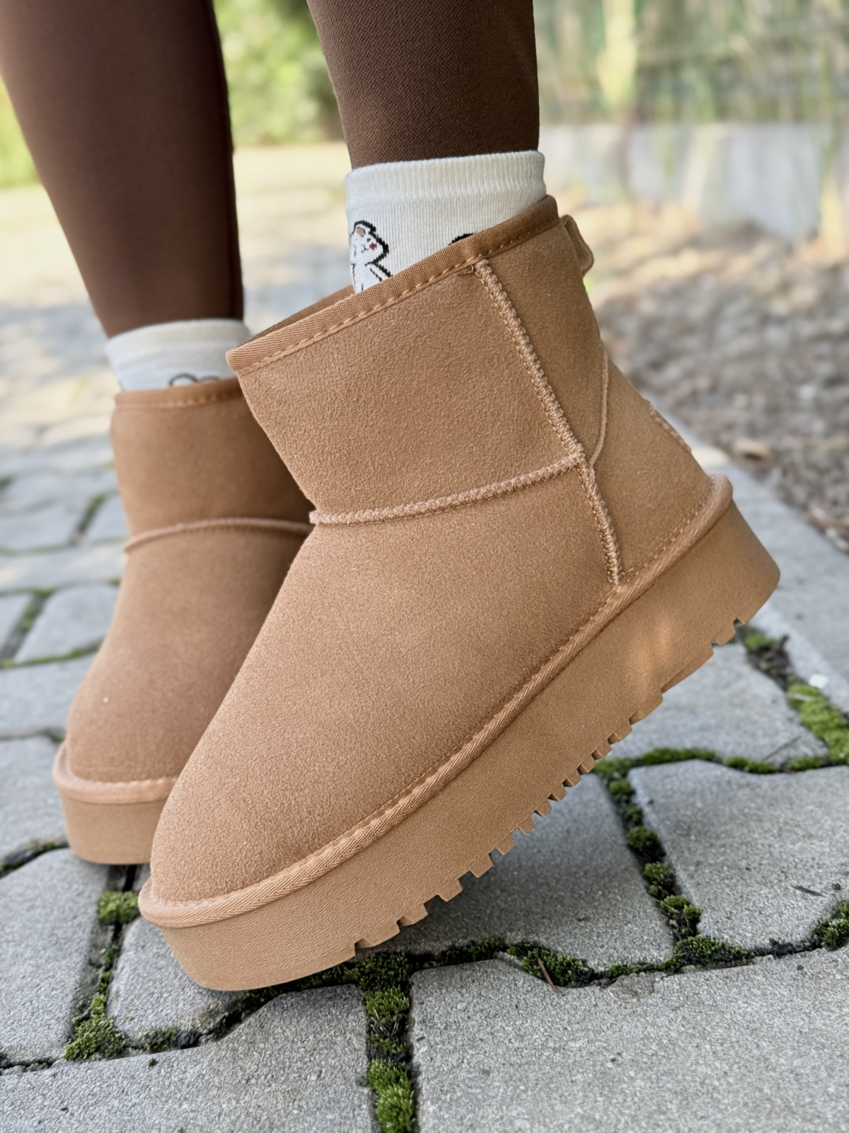 Śniegowce z naturalnej skóry – ciepło i styl na zimę