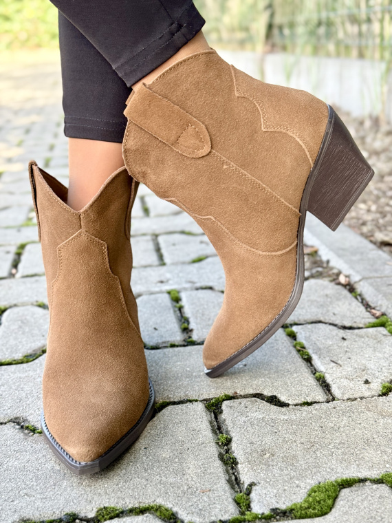 Kowbojki damskie ze skóry naturalnej