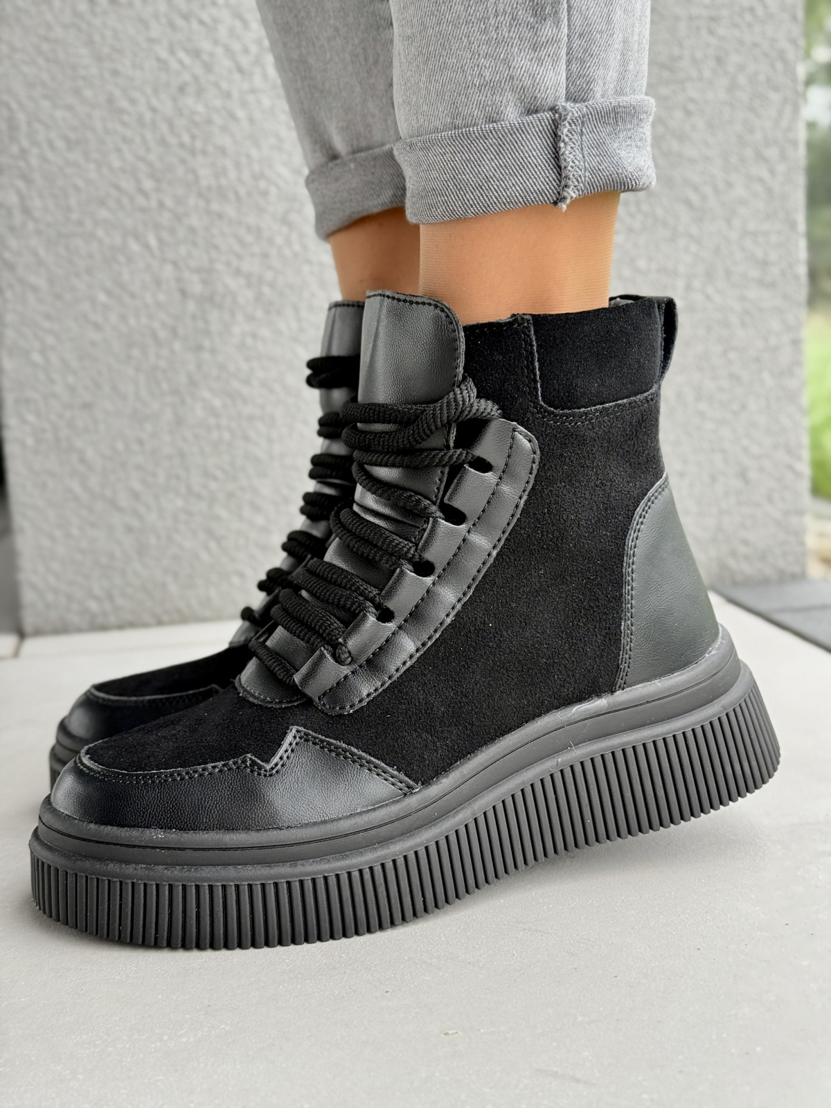 Damskie botki ze skóry naturalnej – styl i wygoda na co dzień