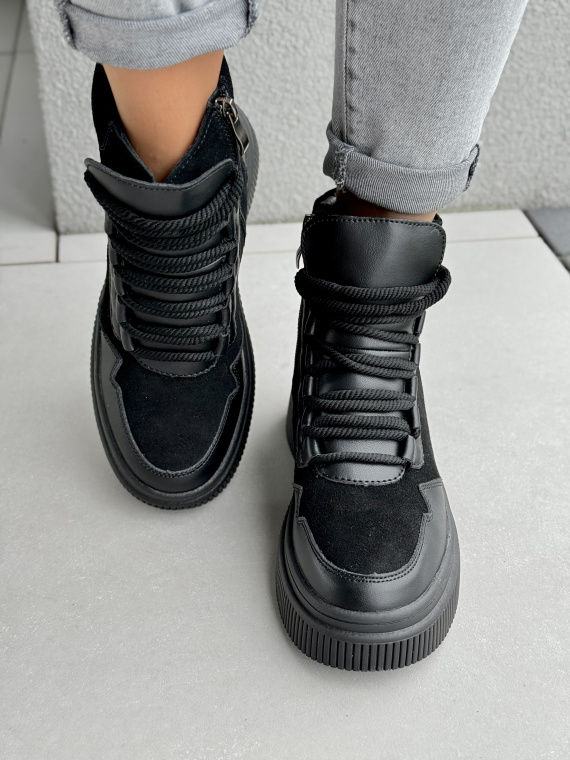 Damskie botki ze skóry naturalnej – styl i wygoda na co dzień