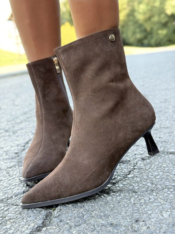 Eleganckie botki damskie ze skóry naturalnej