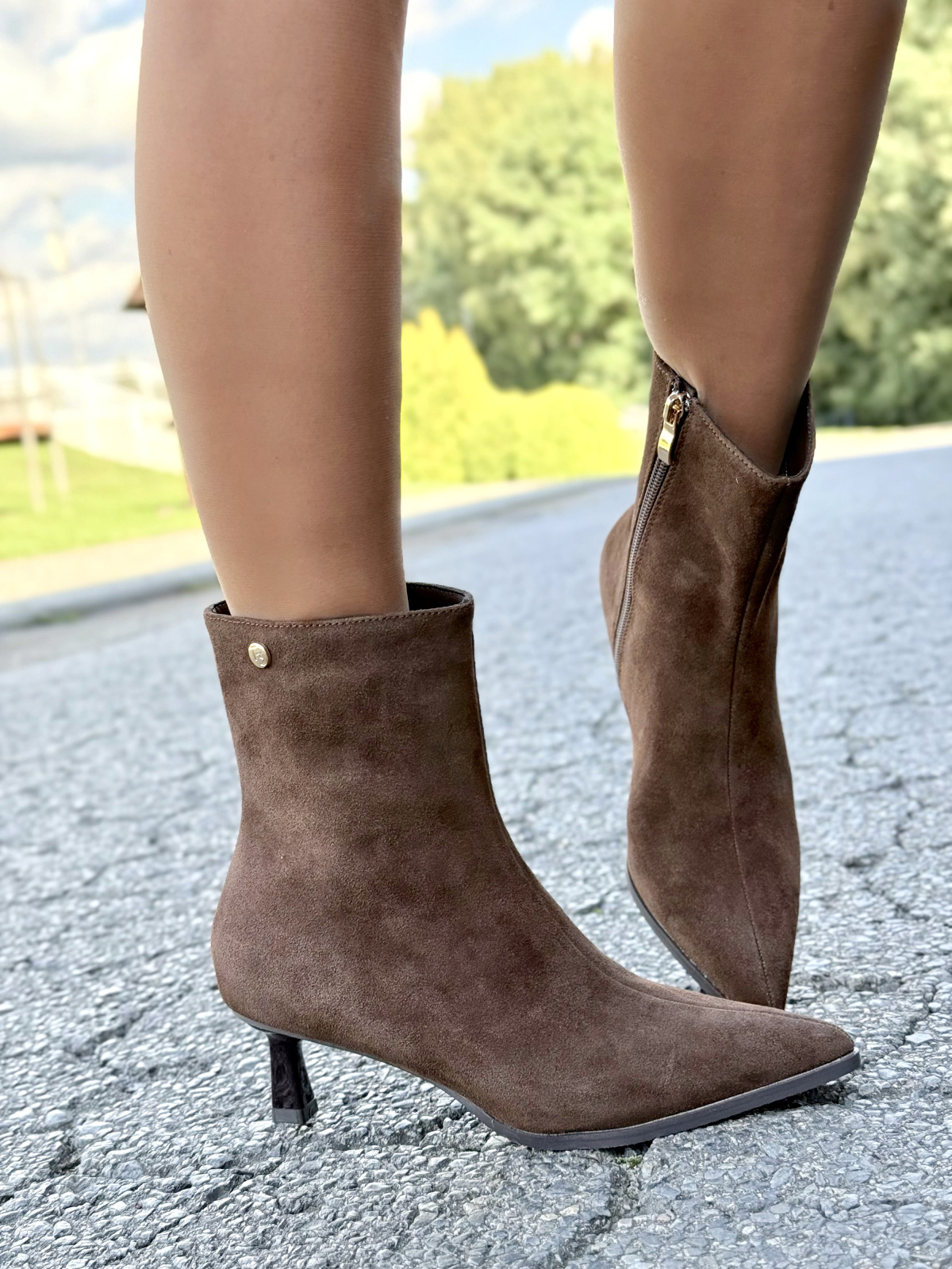 Eleganckie botki damskie ze skóry naturalnej