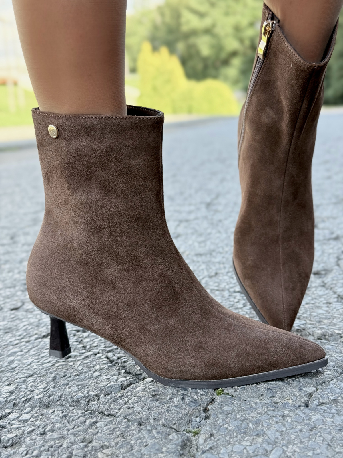 Eleganckie botki damskie ze skóry naturalnej