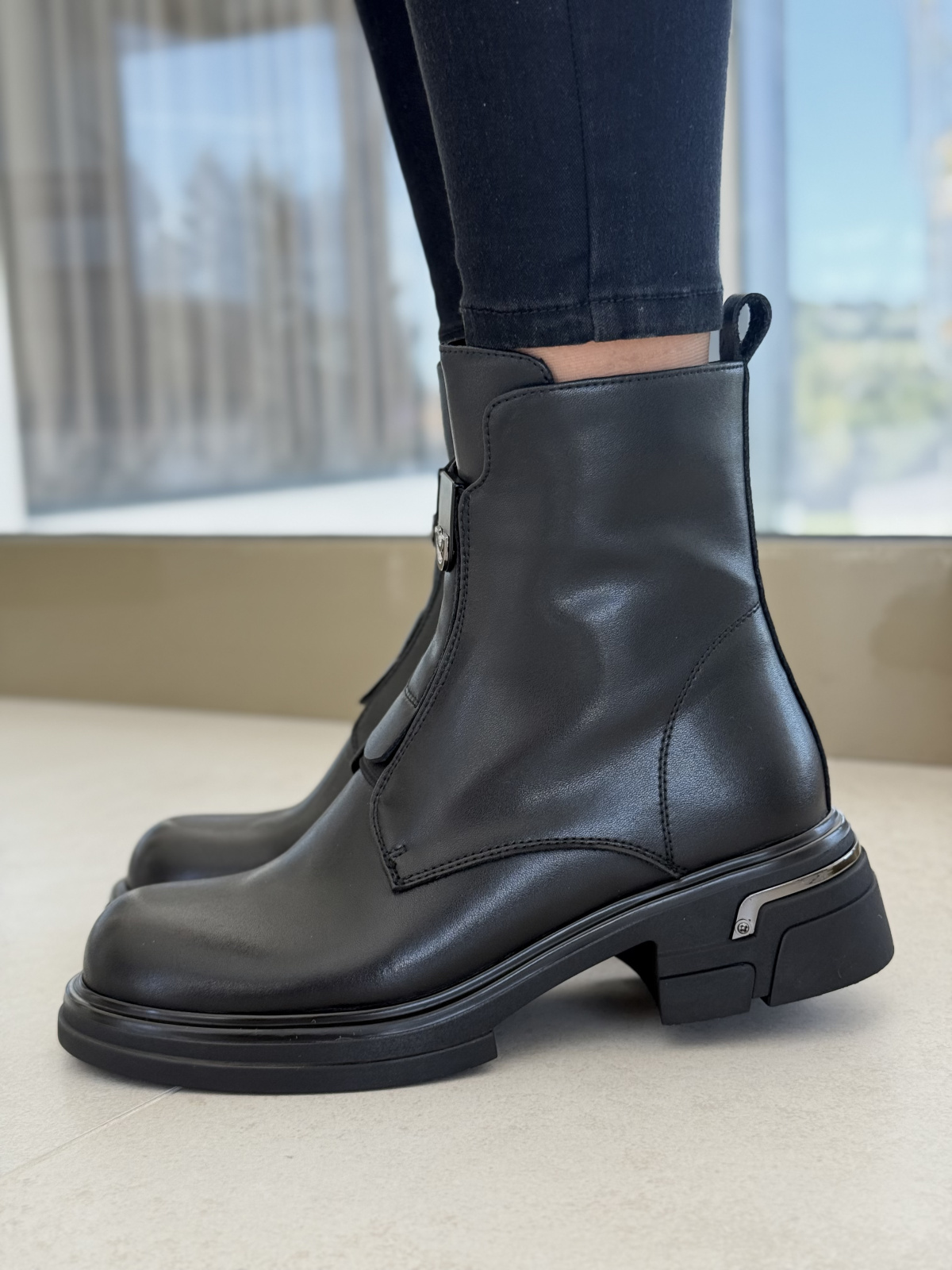 Botki damskie ze skóry naturalnej – styl i wygoda