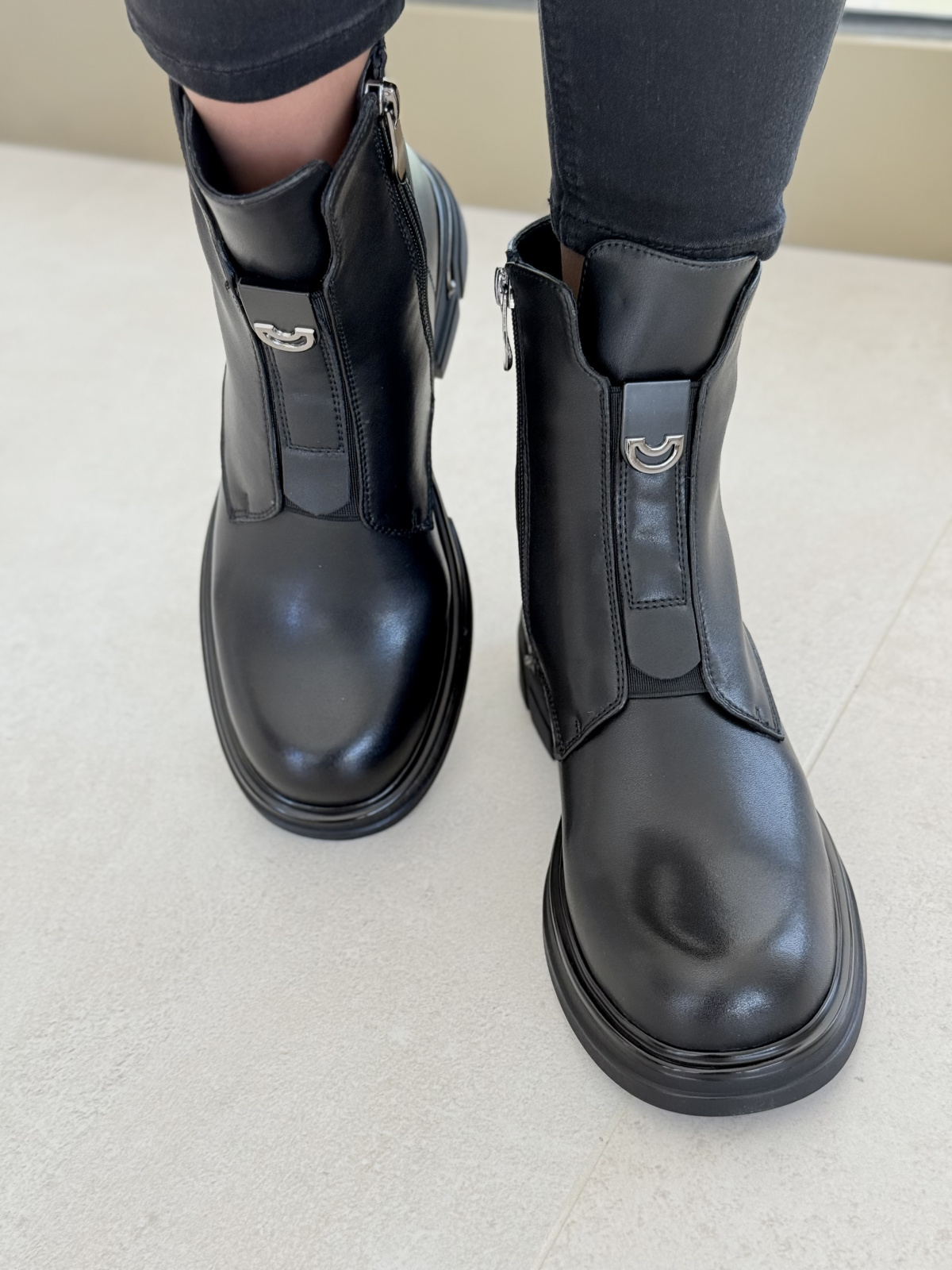 Botki damskie ze skóry naturalnej – styl i wygoda