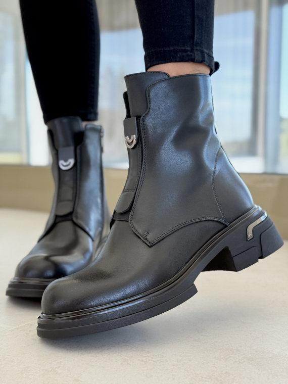 Botki damskie ze skóry naturalnej – styl i wygoda