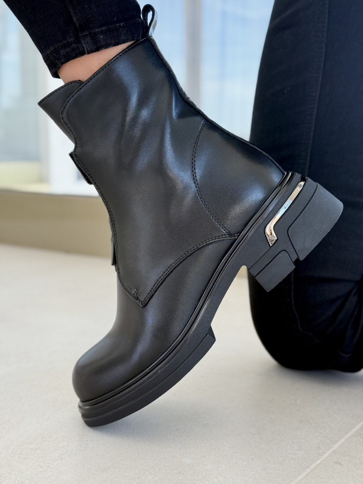 Botki damskie ze skóry naturalnej – styl i wygoda