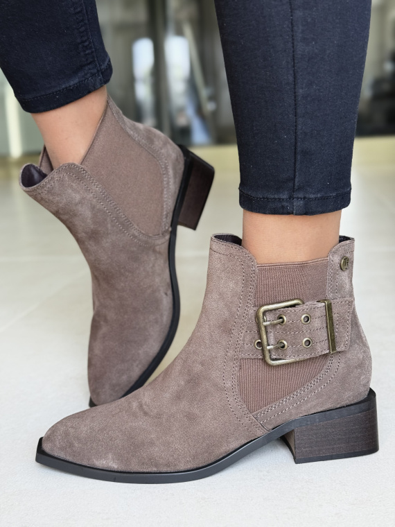 Botki damskie ze skóry naturalnej – styl i wygoda na co dzień