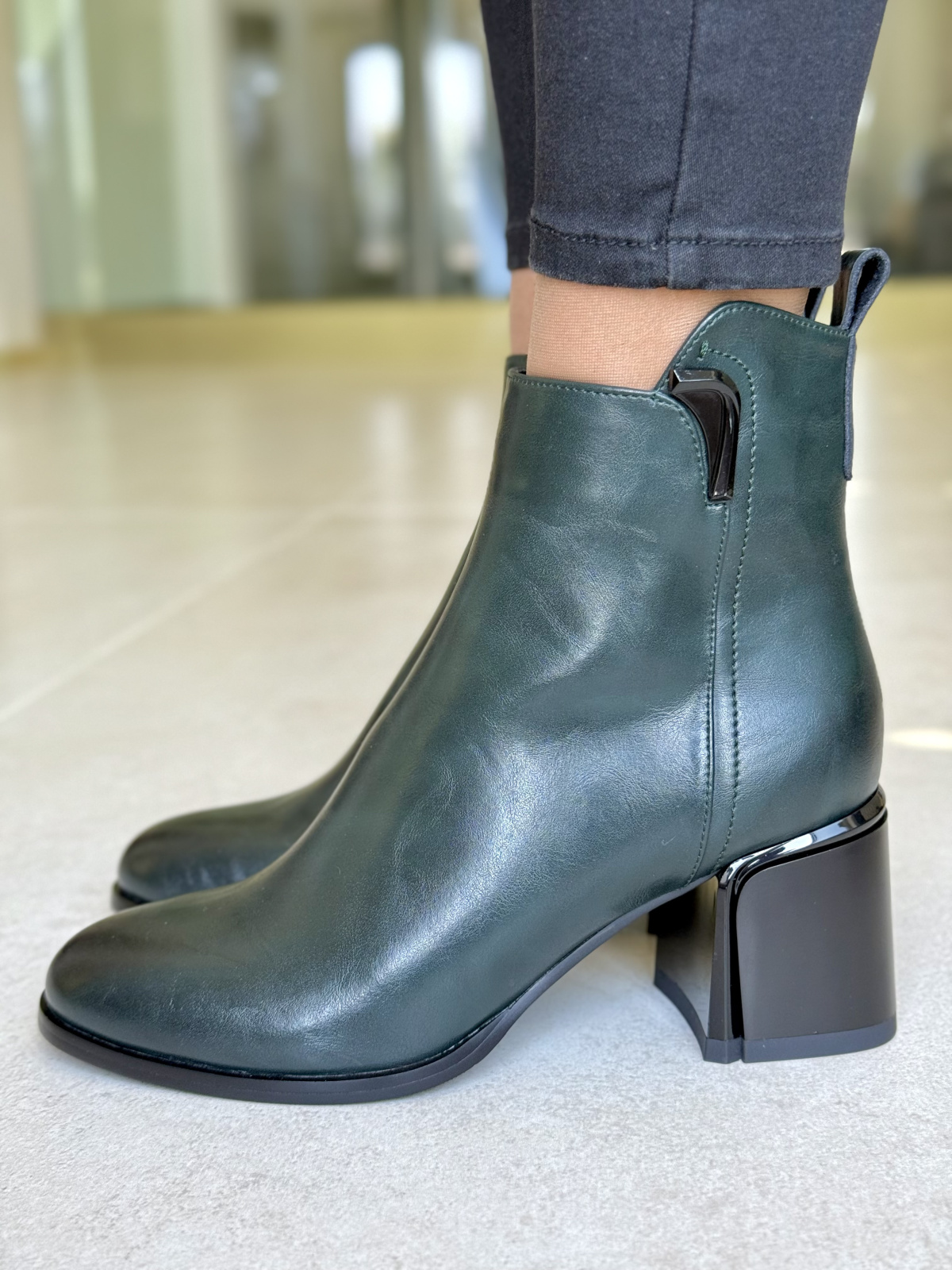 Botki ze skóry naturalnej – klasyka w najlepszym wydaniu