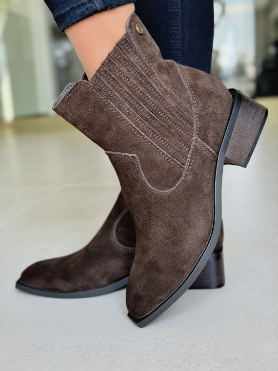 Eleganckie botki z naturalnej skóry dla wymagających kobiet