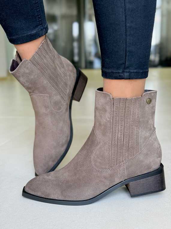 Eleganckie botki z naturalnej skóry dla wymagających kobiet