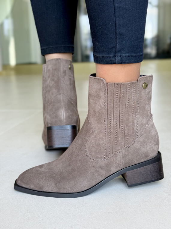 Eleganckie botki z naturalnej skóry dla wymagających kobiet