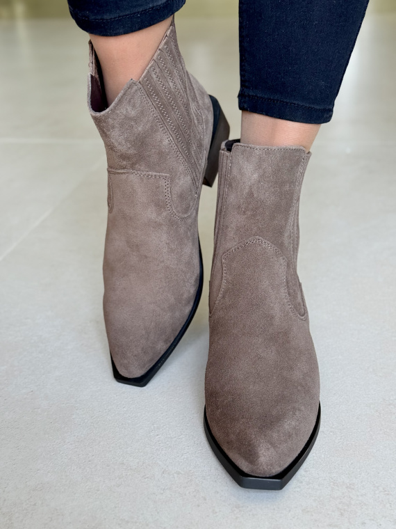 Eleganckie botki z naturalnej skóry dla wymagających kobiet