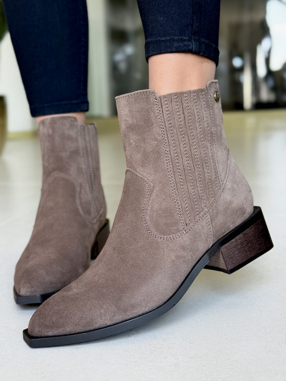 Eleganckie botki z naturalnej skóry dla wymagających kobiet