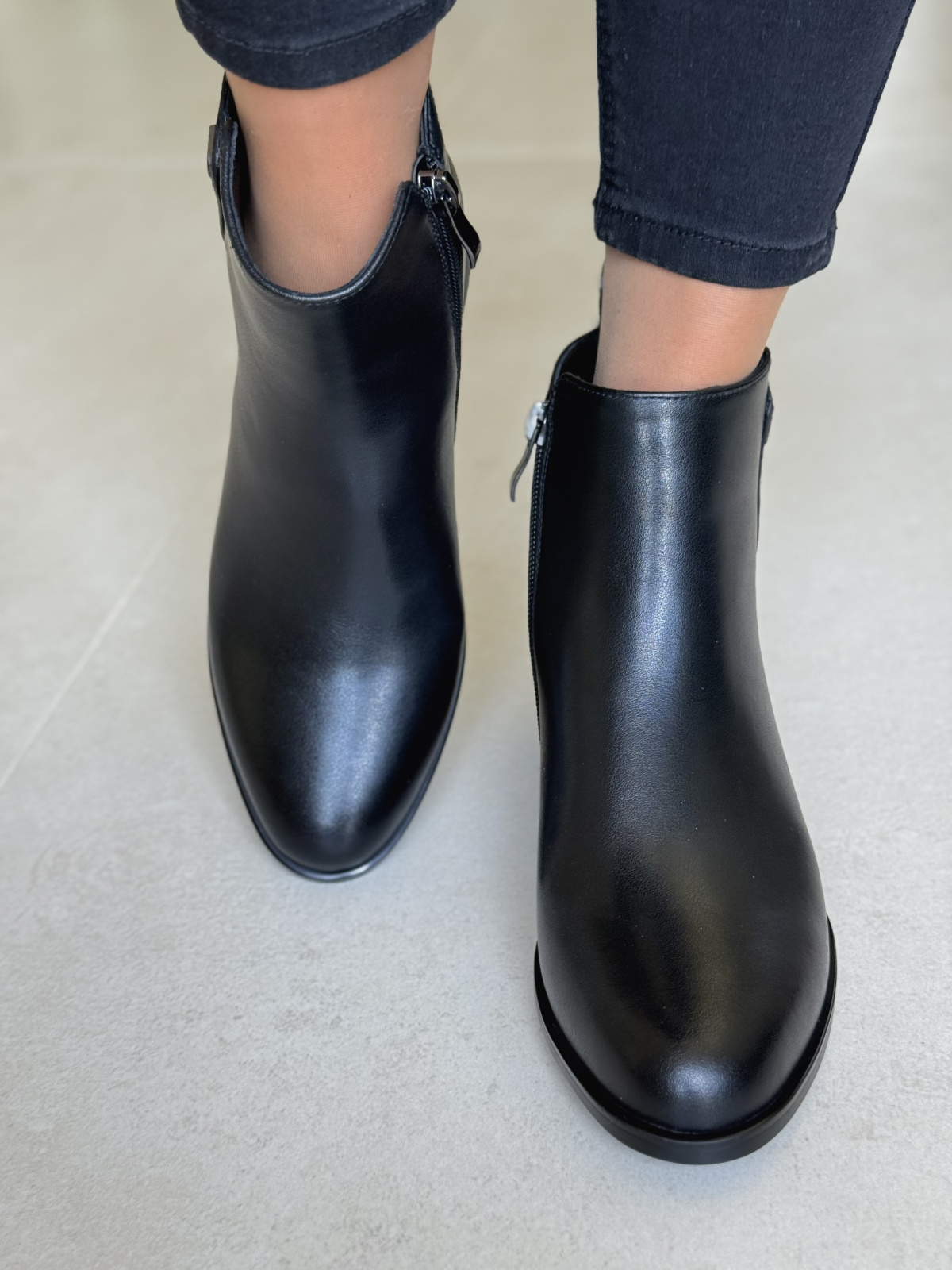 Eleganckie botki damskie ze skóry naturalnej