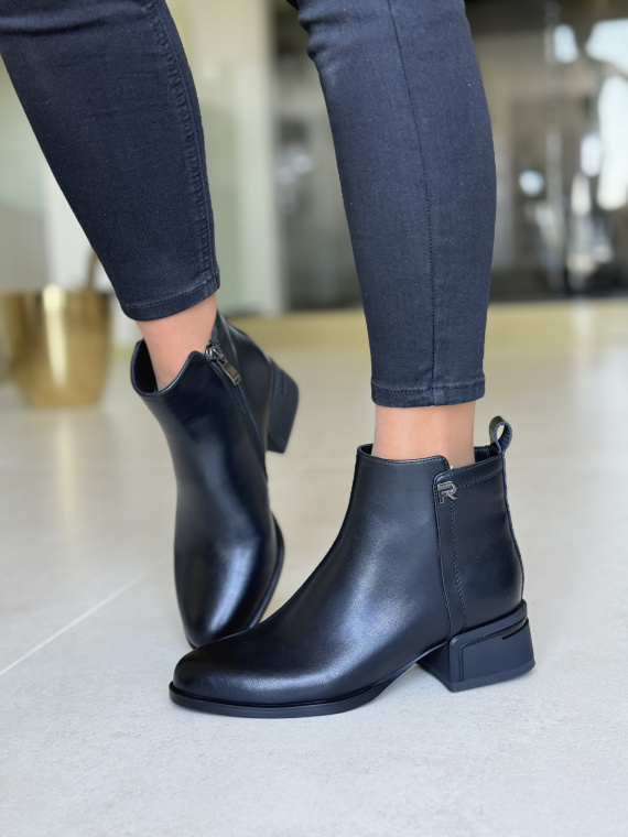 Eleganckie botki damskie ze skóry naturalnej