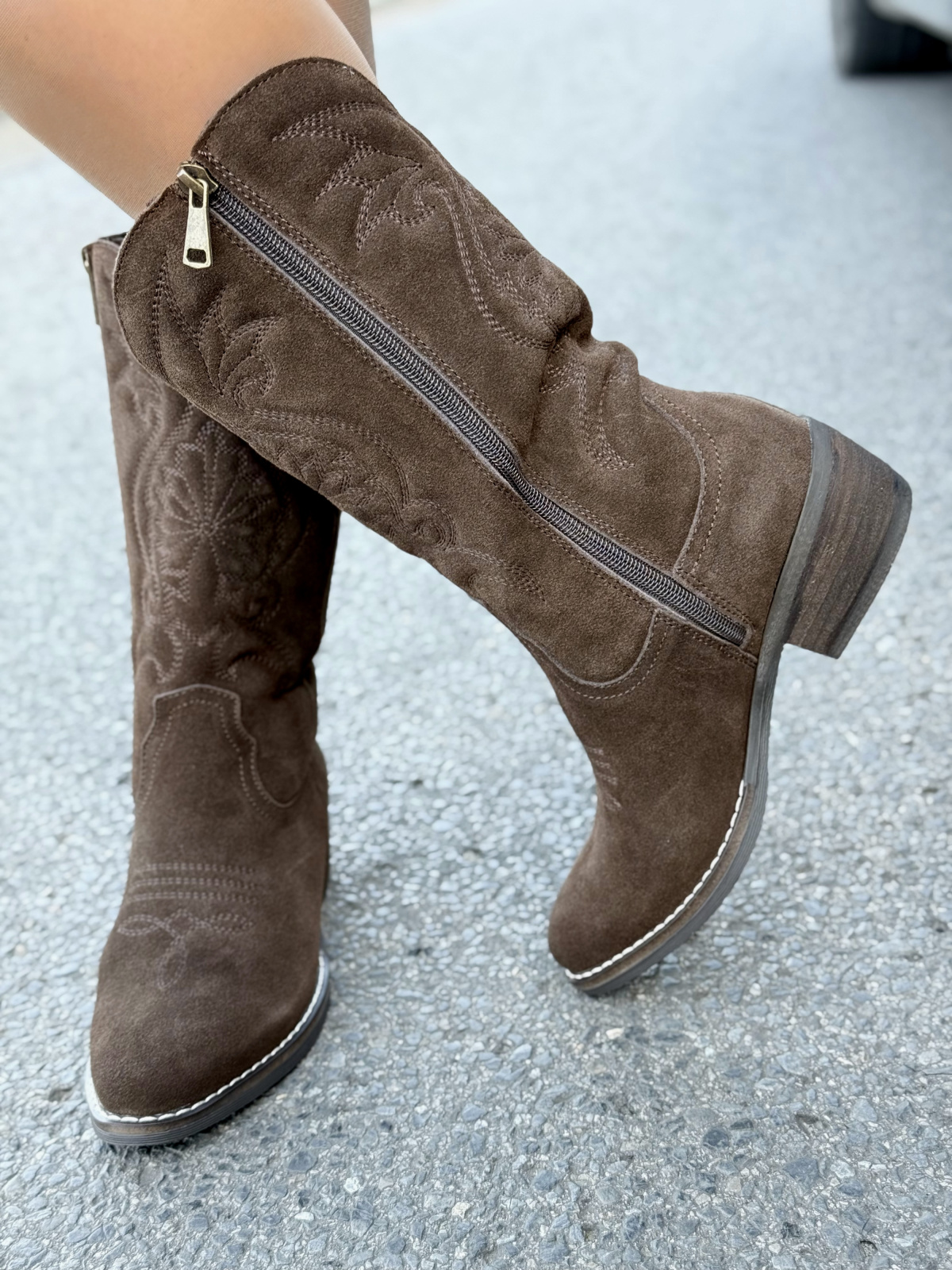 Kowbojki w kolorze Taupe – 100% skóra naturalna