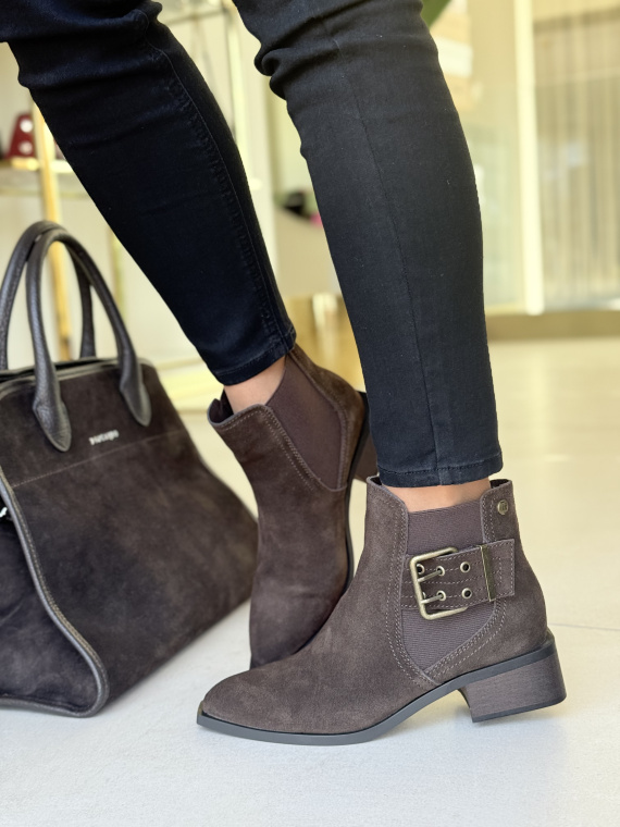 Brązowe botki damskie ze skóry naturalnej – styl i wygoda na co dzień