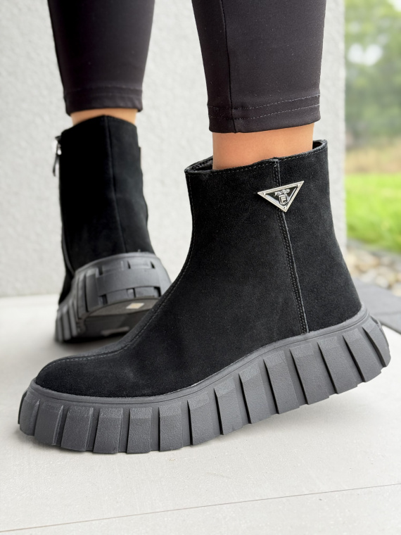 Damskie botki ze skóry naturalnej – styl, wygoda i trwałość w jednym