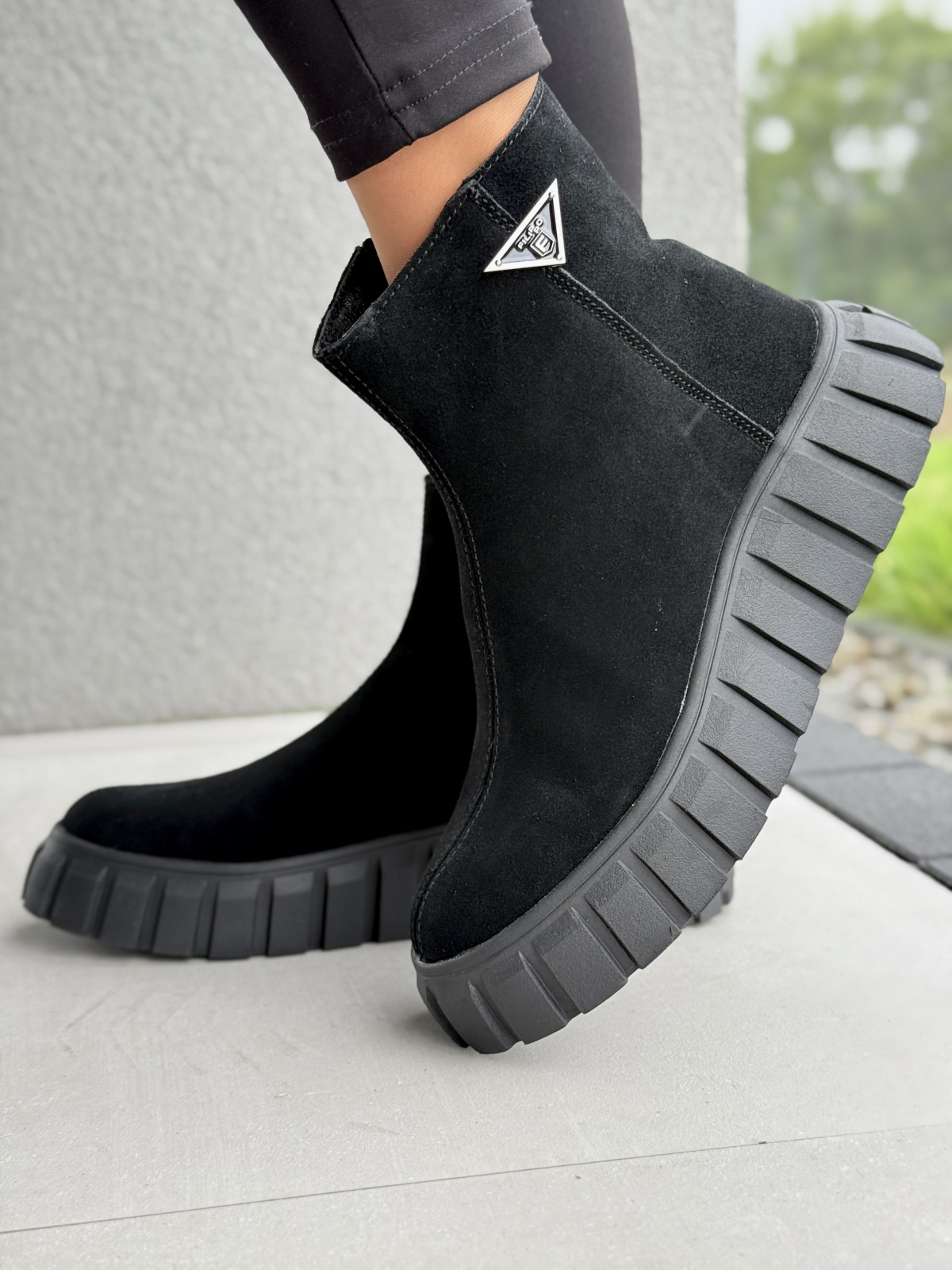 Damskie botki ze skóry naturalnej – styl, wygoda i trwałość w jednym