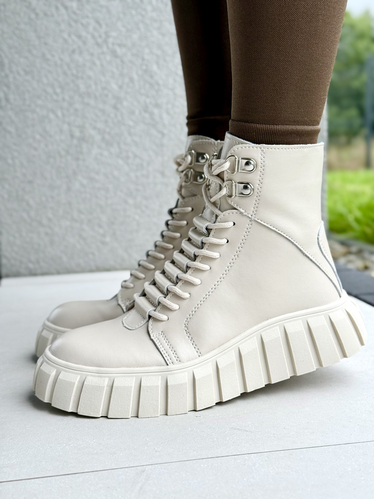 Sneakersy ze skóry naturalnej, które pokochasz od pierwszego kroku