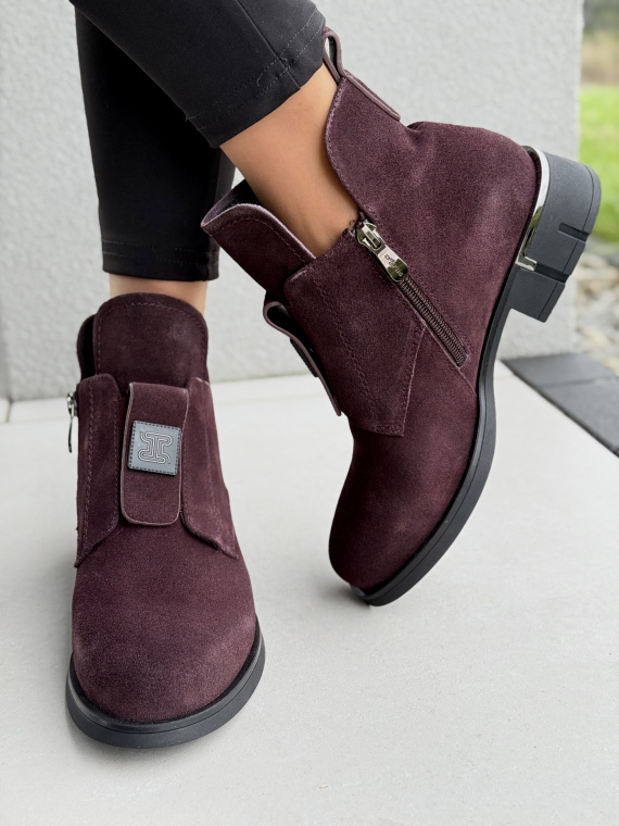 Eleganckie botki damskie ze skóry naturalnej – burgundowa klasyka