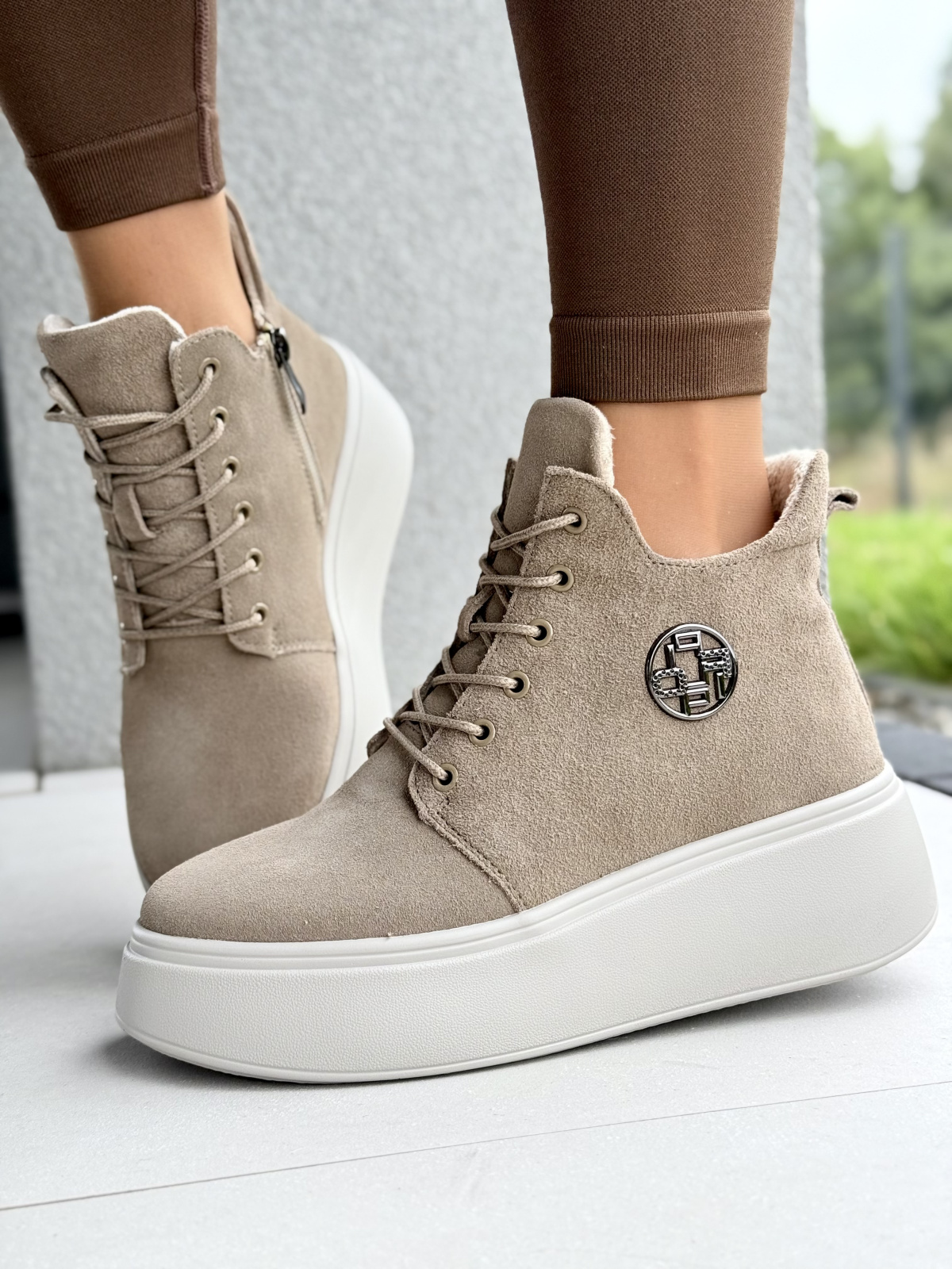 Botki ze skóry naturalnej – wygoda i styl na każdy dzień