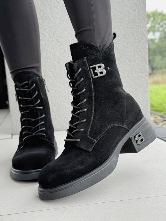 Botki ze skóry naturalnej – styl i wygoda w jednym