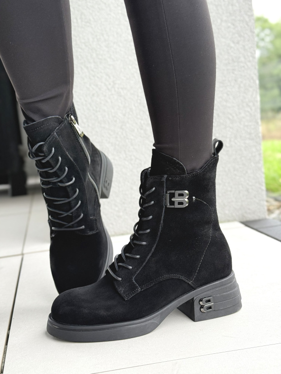 Botki ze skóry naturalnej – styl i wygoda w jednym