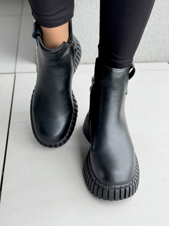 Modne botki ze skóry naturalnej dla kobiet ceniących jakość