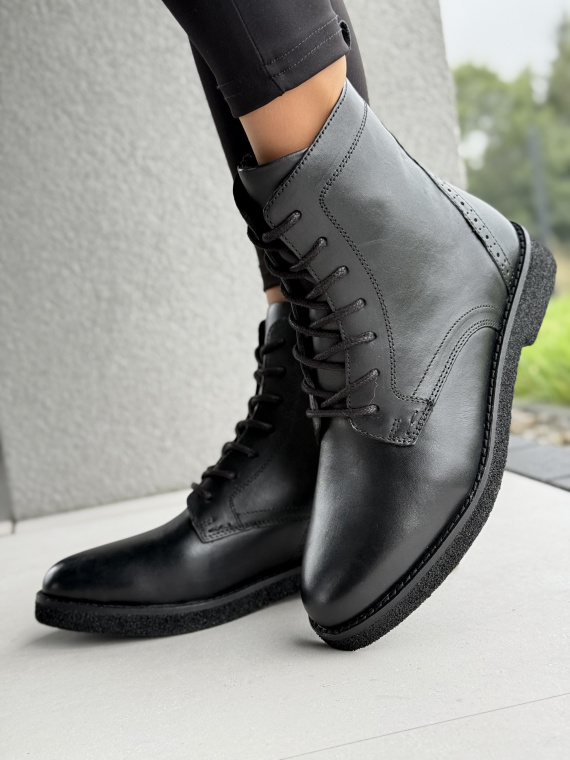 Klasyczne botki ze skóry naturalnej – must have w Twojej szafie