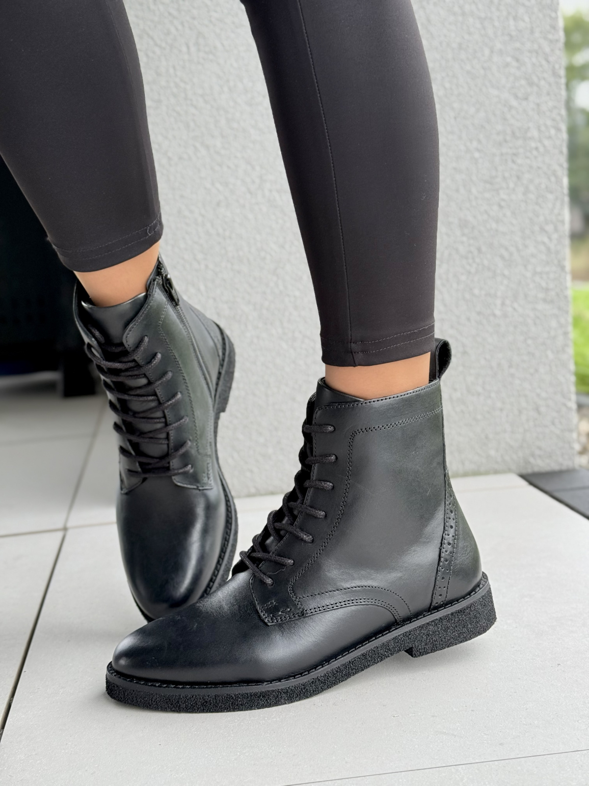 Klasyczne botki ze skóry naturalnej – must have w Twojej szafie