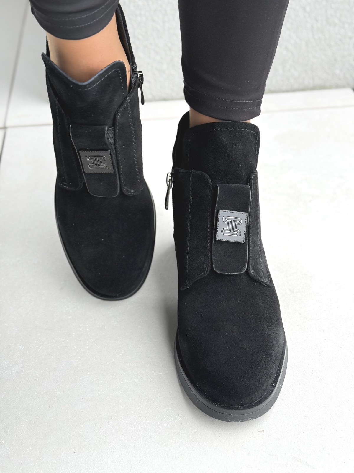 Botki damskie ze skóry naturalnej – ponadczasowa jakość