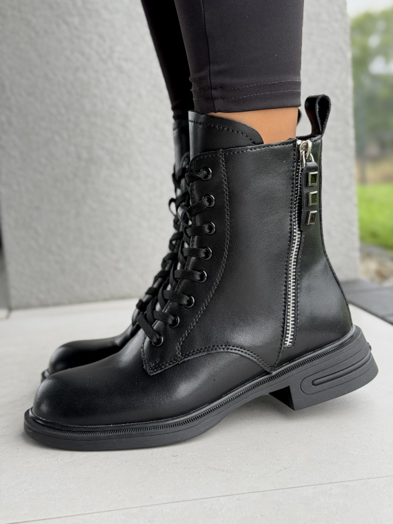 Botki ze skóry naturalnej – wygoda i styl na co dzień