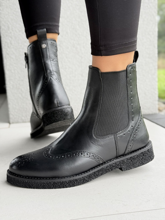 Damskie sztyblety ze skóry naturalnej – styl, który trwa