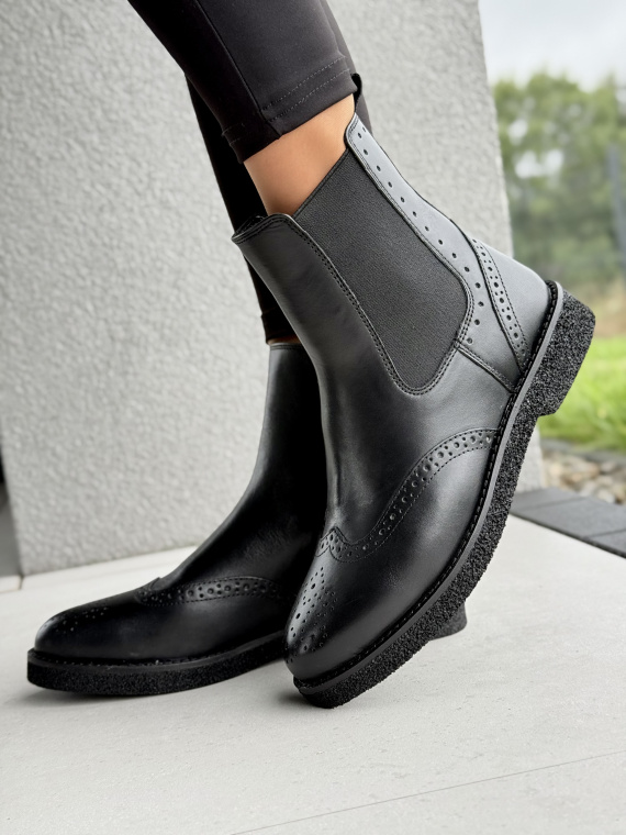 Damskie sztyblety ze skóry naturalnej – styl, który trwa