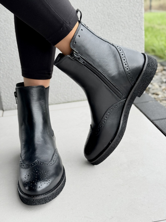 Damskie sztyblety ze skóry naturalnej – styl, który trwa