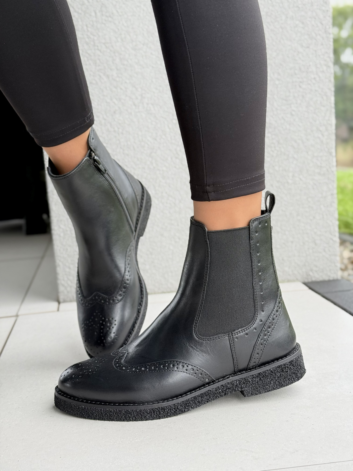 Damskie sztyblety ze skóry naturalnej – styl, który trwa