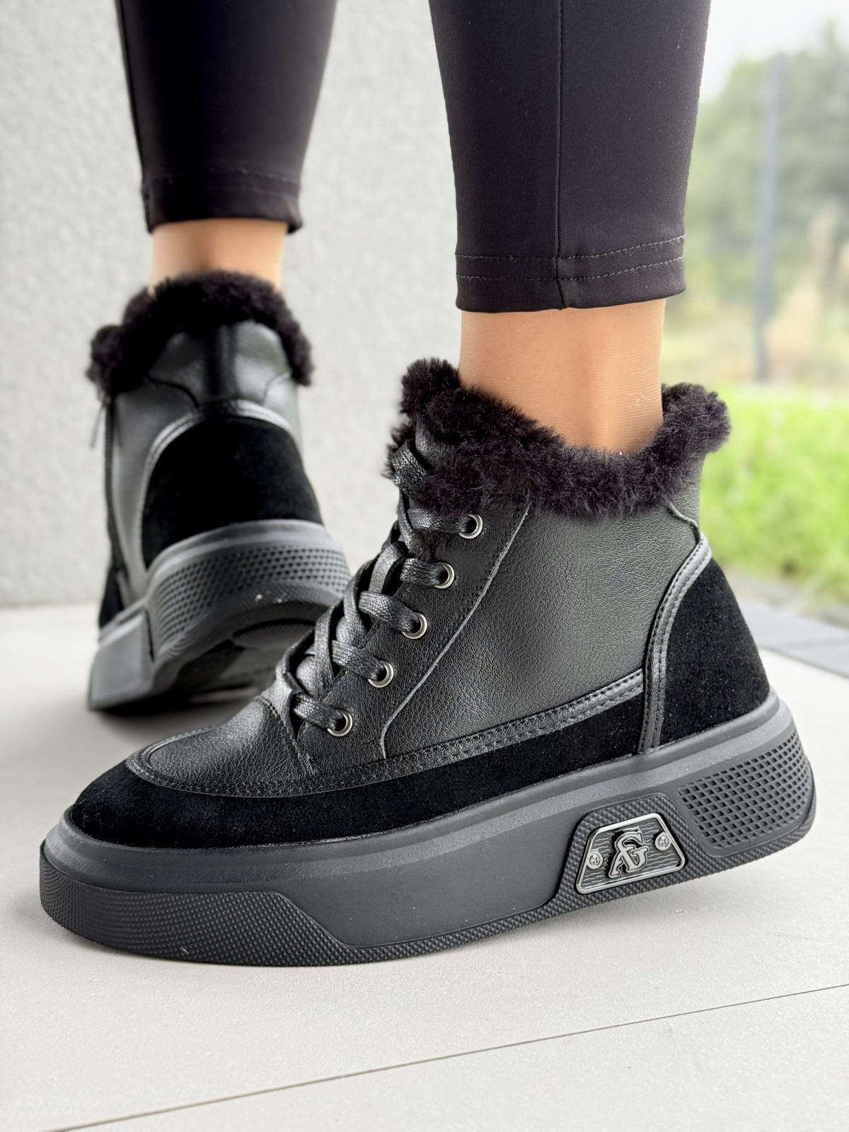 Damskie sneakersy ocieplane ze skóry naturalnej