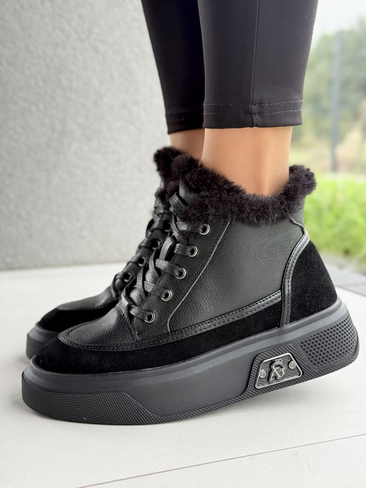 Damskie sneakersy ocieplane ze skóry naturalnej