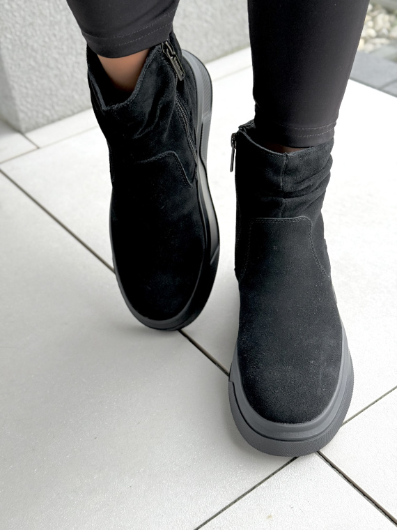 Stylowe botki z naturalnej skóry – komfort na każdy dzień