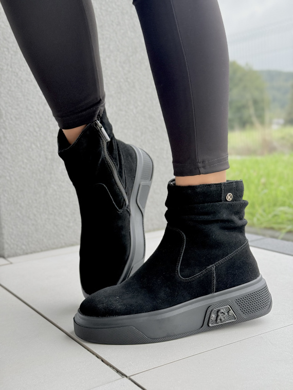 Stylowe botki z naturalnej skóry – komfort na każdy dzień