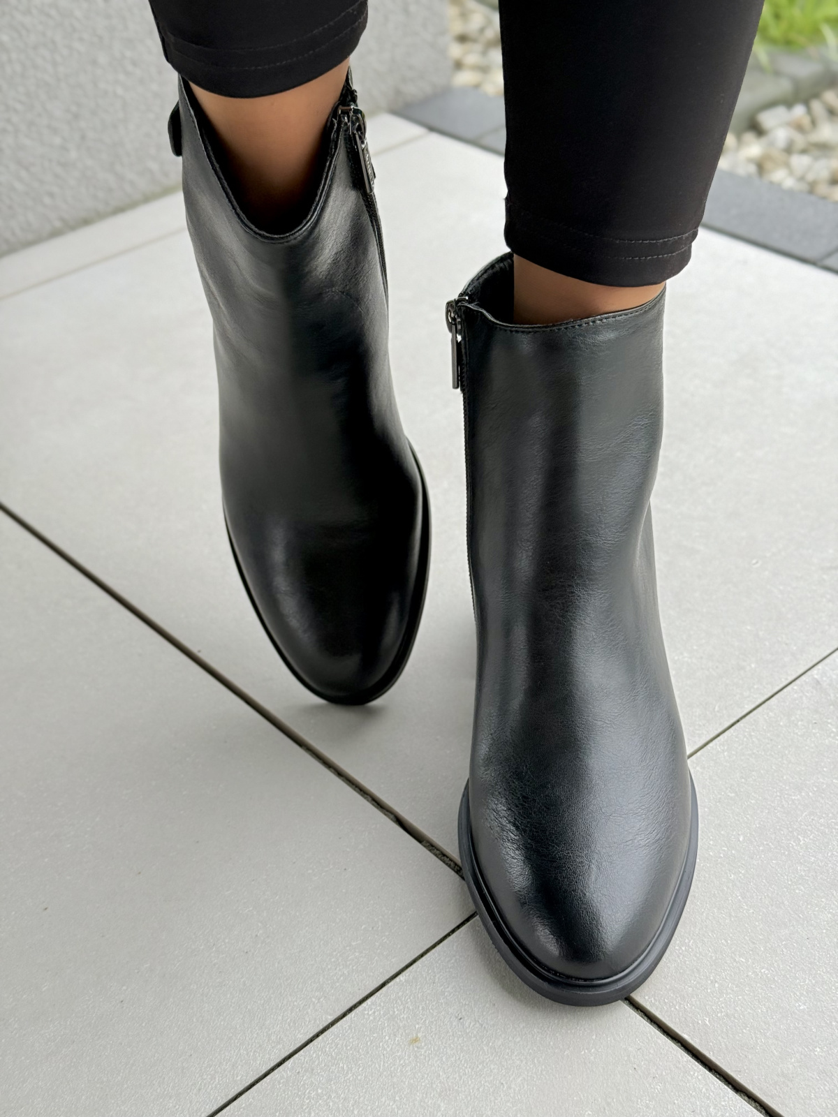 Eleganckie botki damskie ze skóry naturalnej