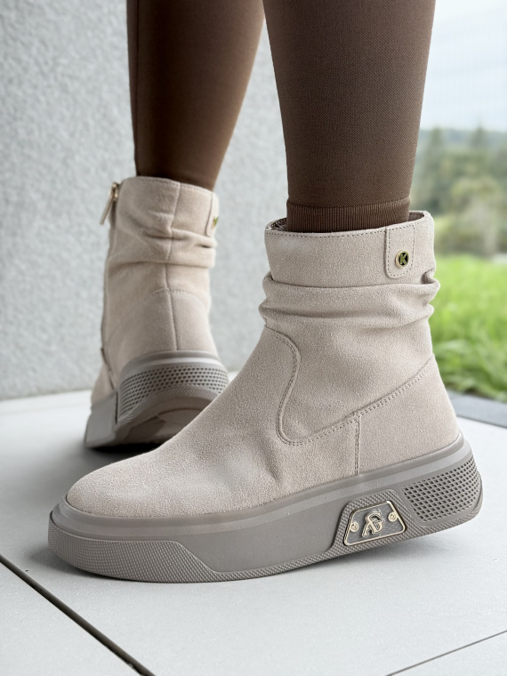 Botki damskie ze skóry naturalnej – styl i wygoda na każdy dzień