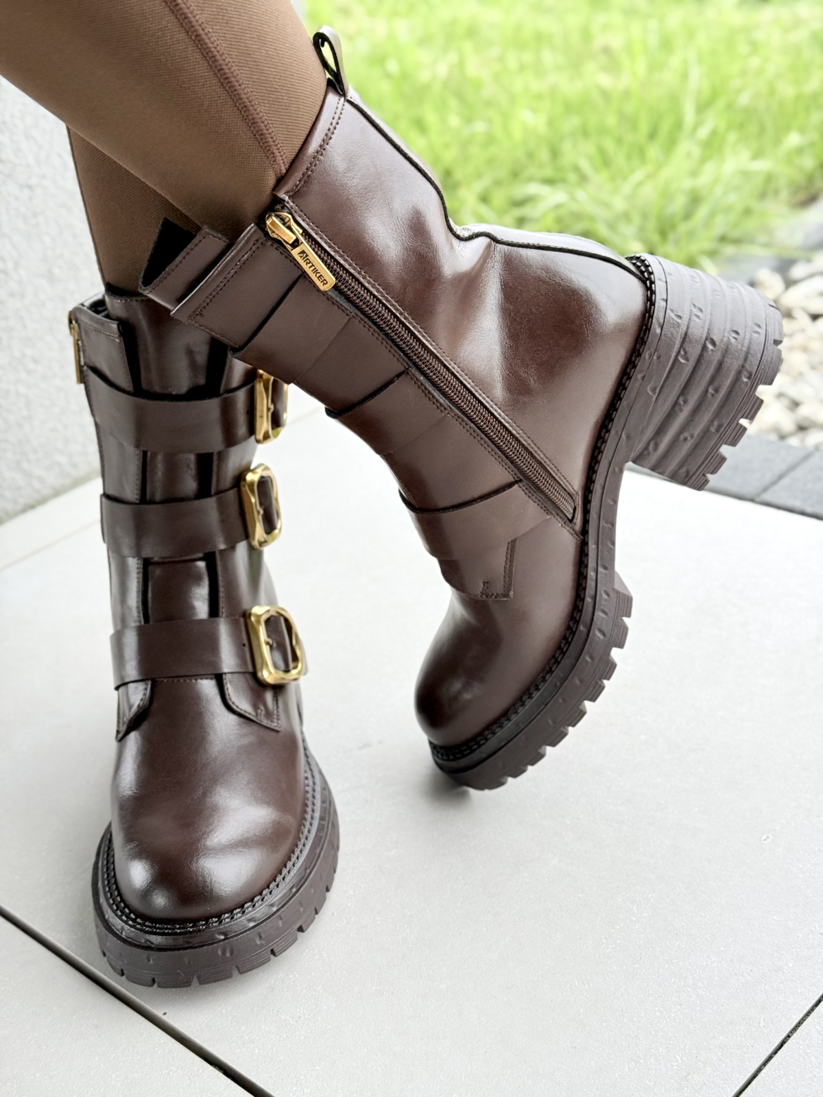 Stylowe botki z naturalnej skóry