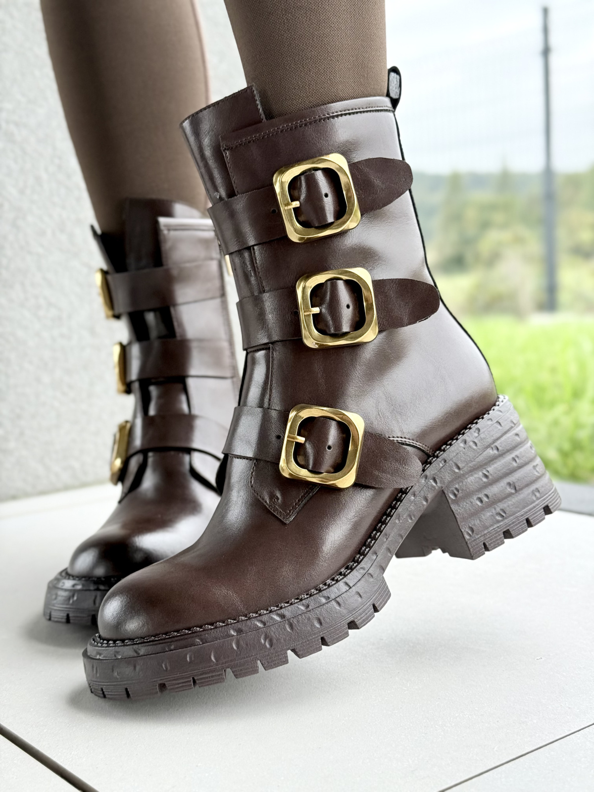 Stylowe botki z naturalnej skóry