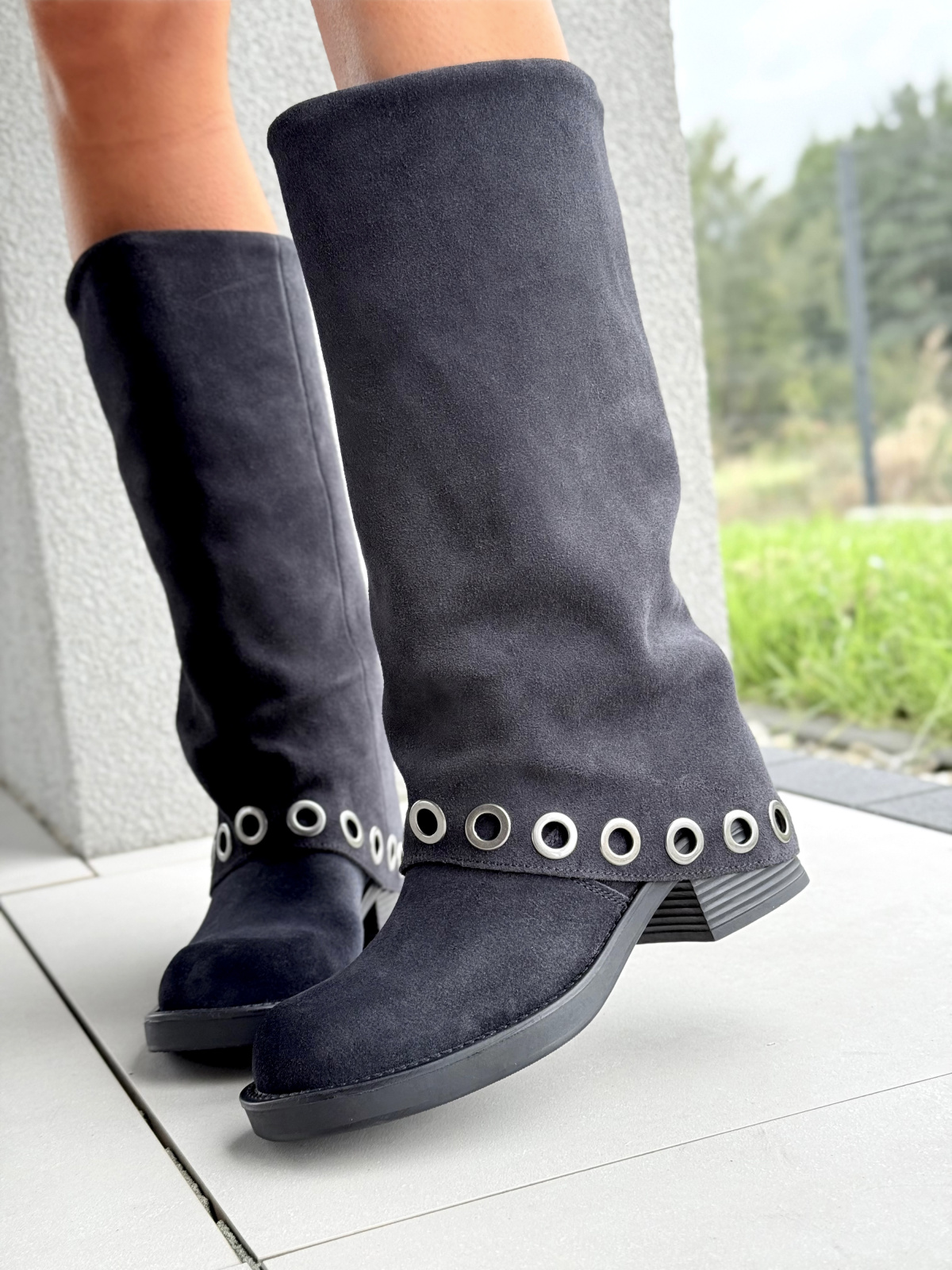 Kozaki z Naturalnej Skóry – Styl i Wygoda w Jednym